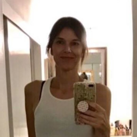 Meet your Posher, Jennifer - Picture 1 of 1